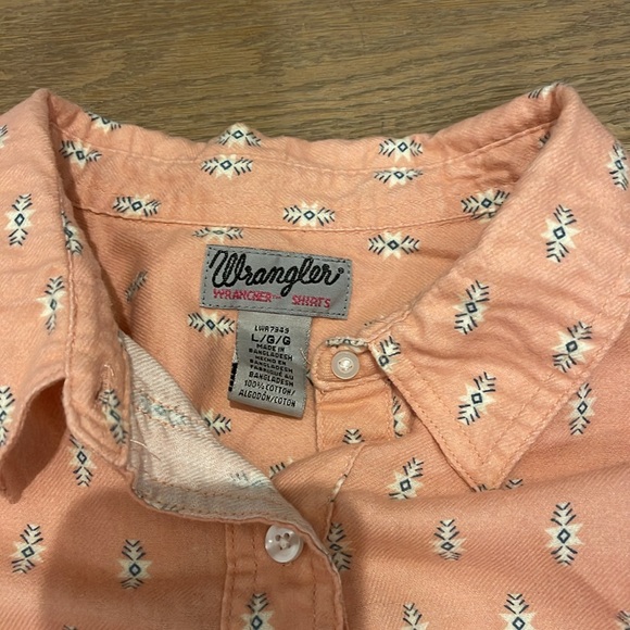 Vintage Wrangler Flannel Button Down - Large - Picture 4 of 6
